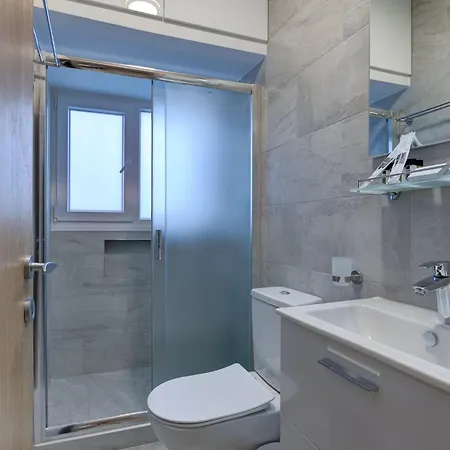 75 Prokymea- Steps From The Sea, Downtown, Balcony *