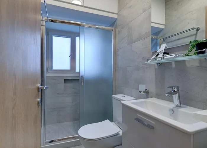 75 Prokymea- Steps From The Sea, Downtown, Balcony *