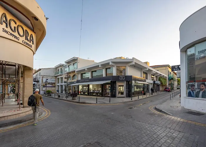 75 Prokymea- Steps From The Sea, Downtown, Balcony Limasol