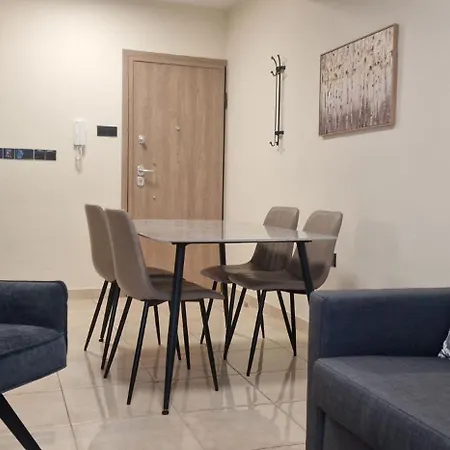 75 Prokymea- Steps From The Sea, Downtown, Balcony Appartement *